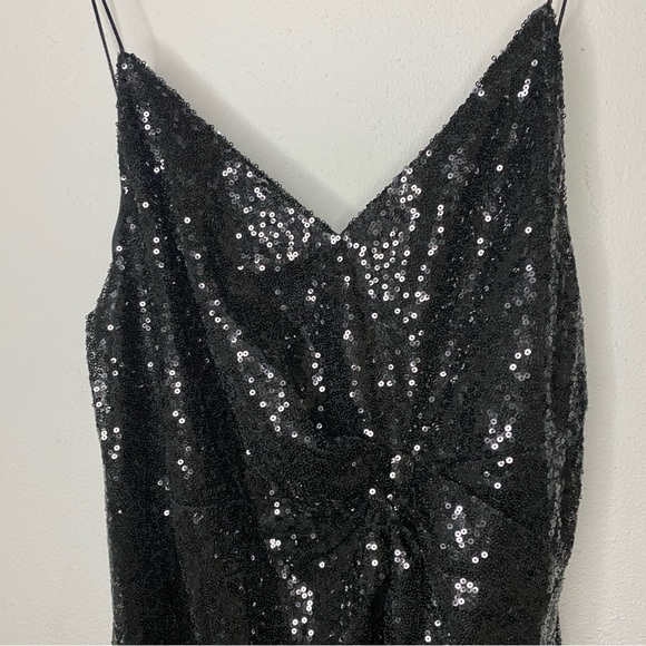 Petal and Pup NEW Riri Black Sequin Wrap Cocktail Mini Dress V Neck Womens M - Picture 5 of 9